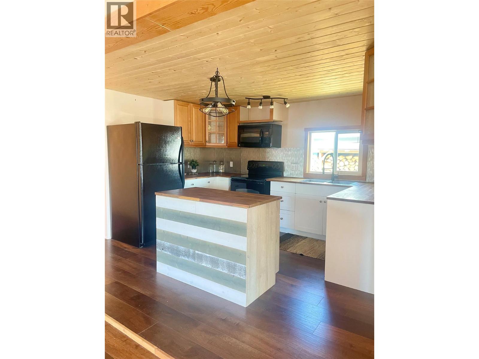 Pad #14 - 5174 Lambert Road, Invermere, British Columbia  V0A 1K2 - Photo 9 - 10382709