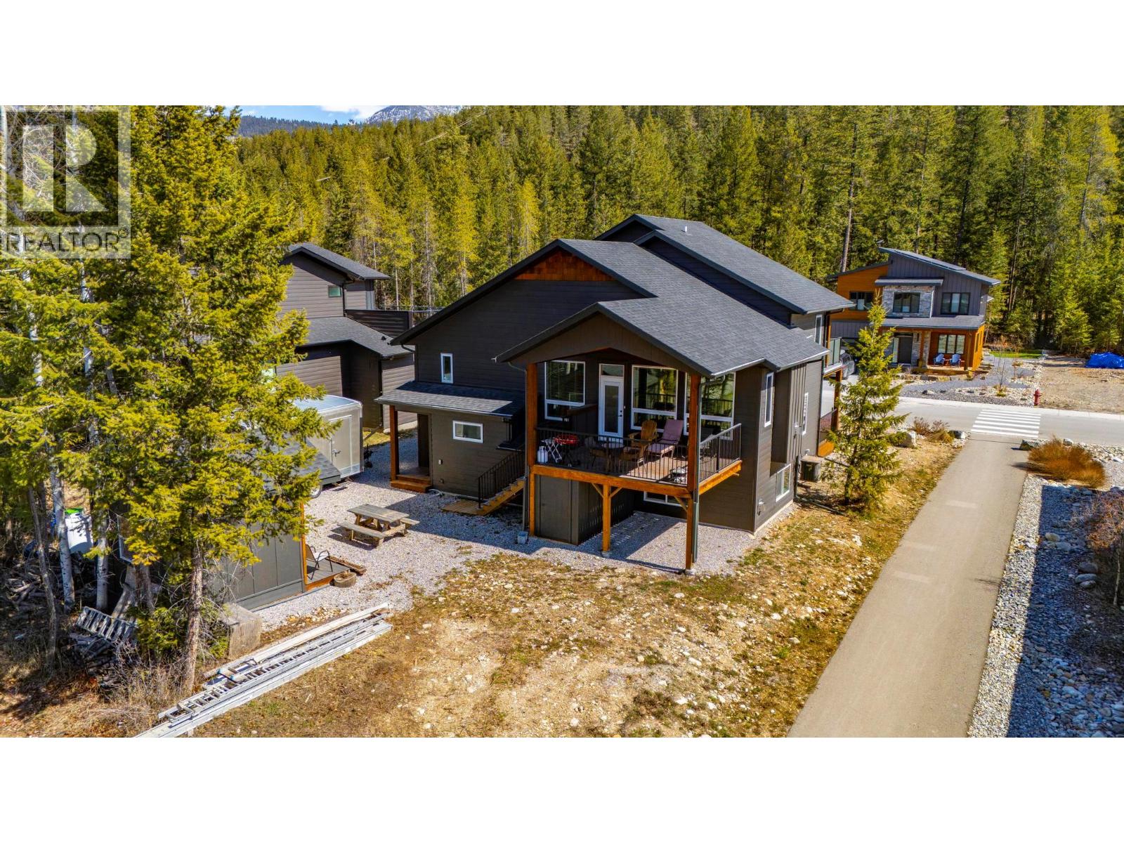 1542 Cedar Street, Golden, British Columbia  V0A 1H6 - Photo 11 - 10383136