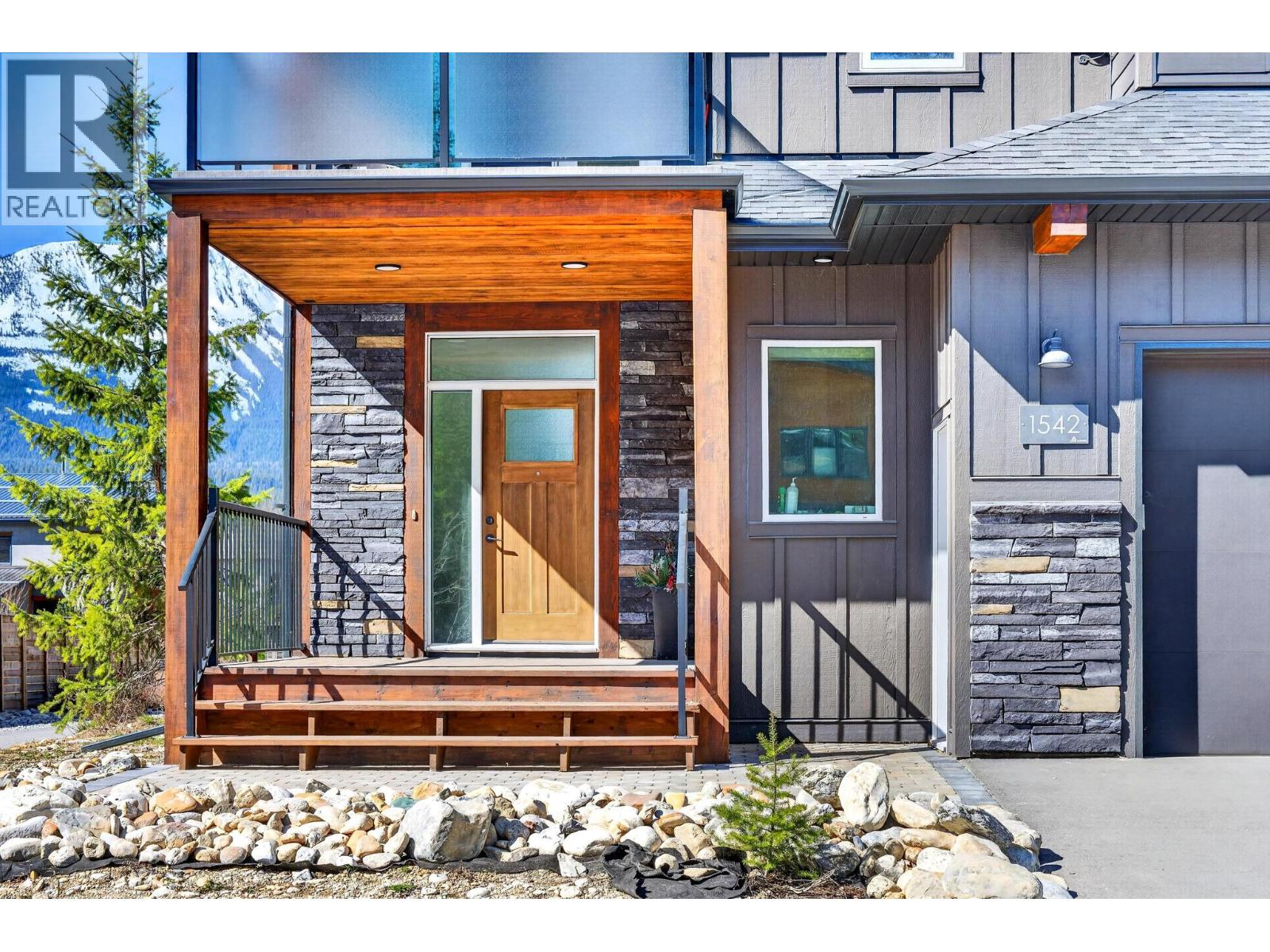 1542 Cedar Street, Golden, British Columbia  V0A 1H6 - Photo 16 - 10383136