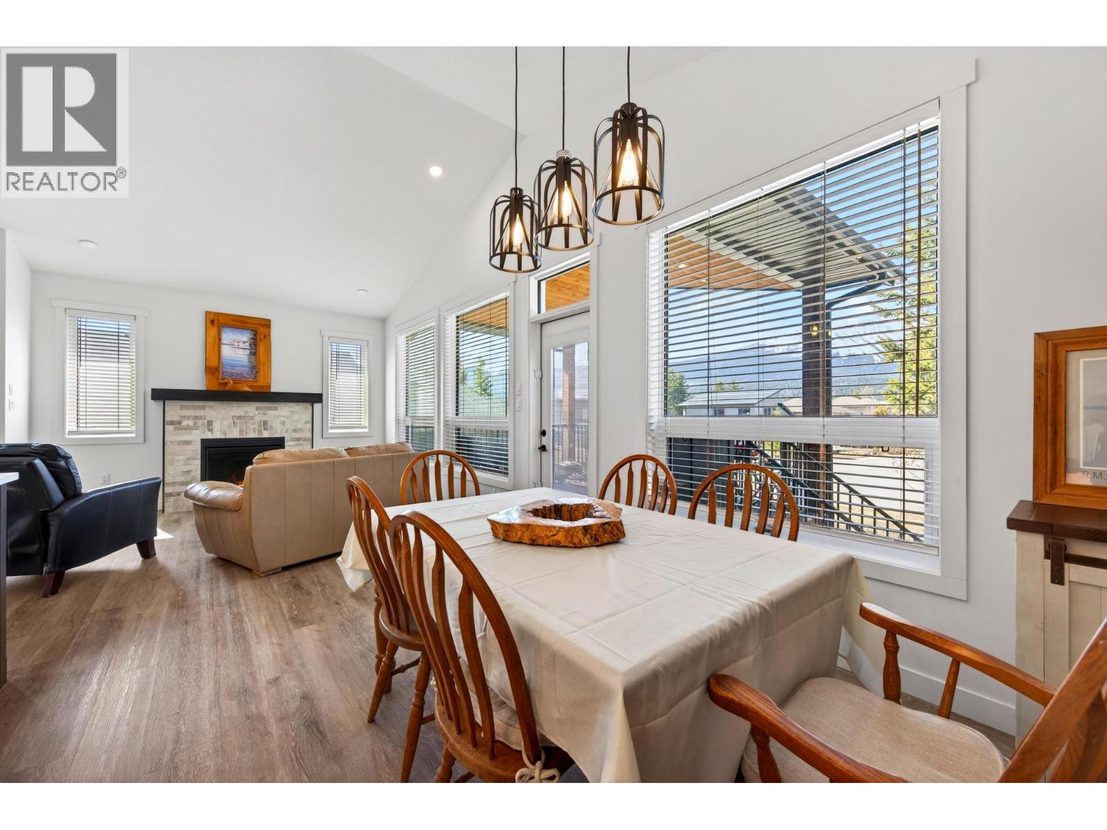 1542 Cedar Street, Golden, British Columbia  V0A 1H6 - Photo 45 - 10383136