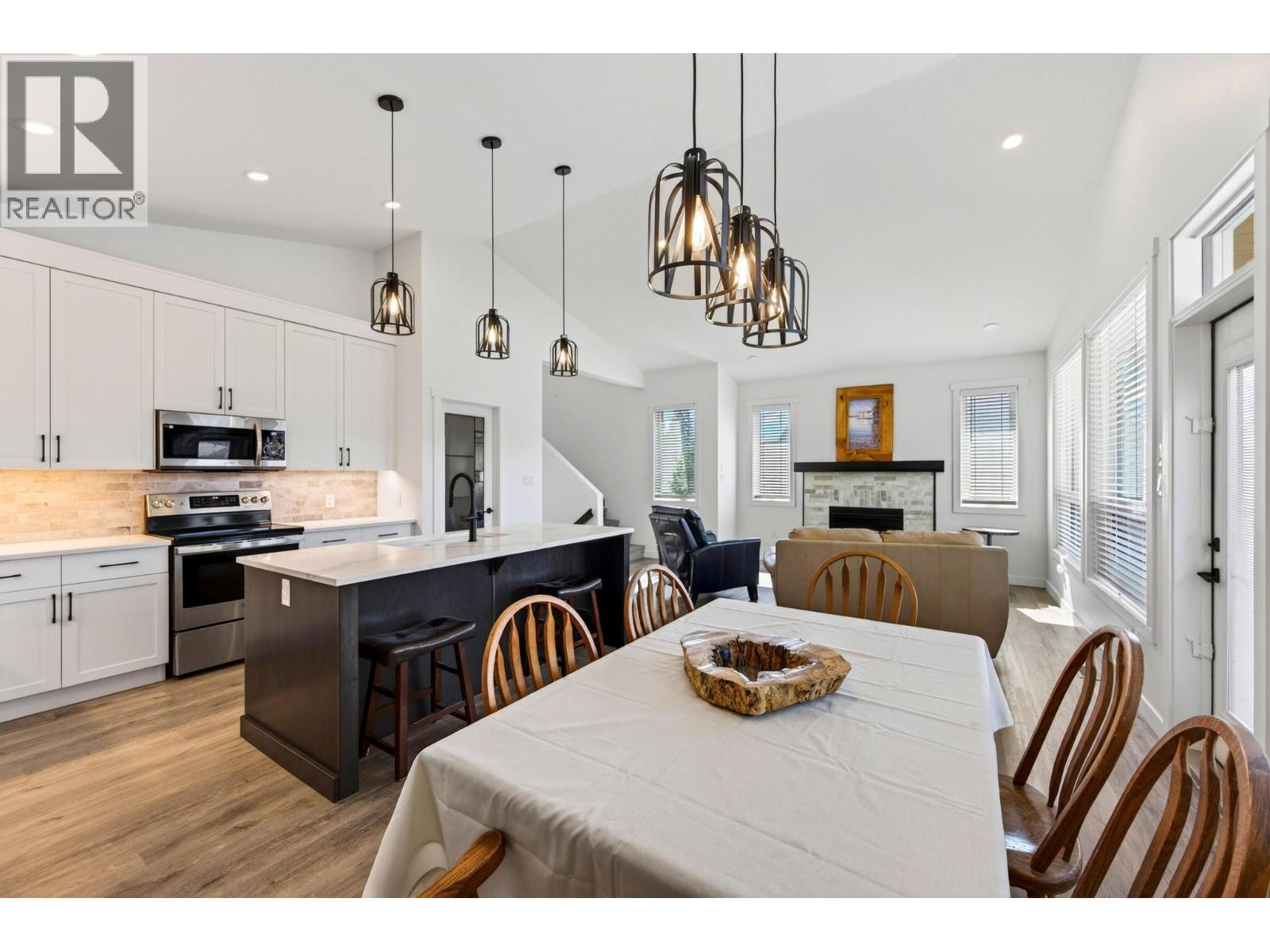 1542 Cedar Street, Golden, British Columbia  V0A 1H6 - Photo 46 - 10383136