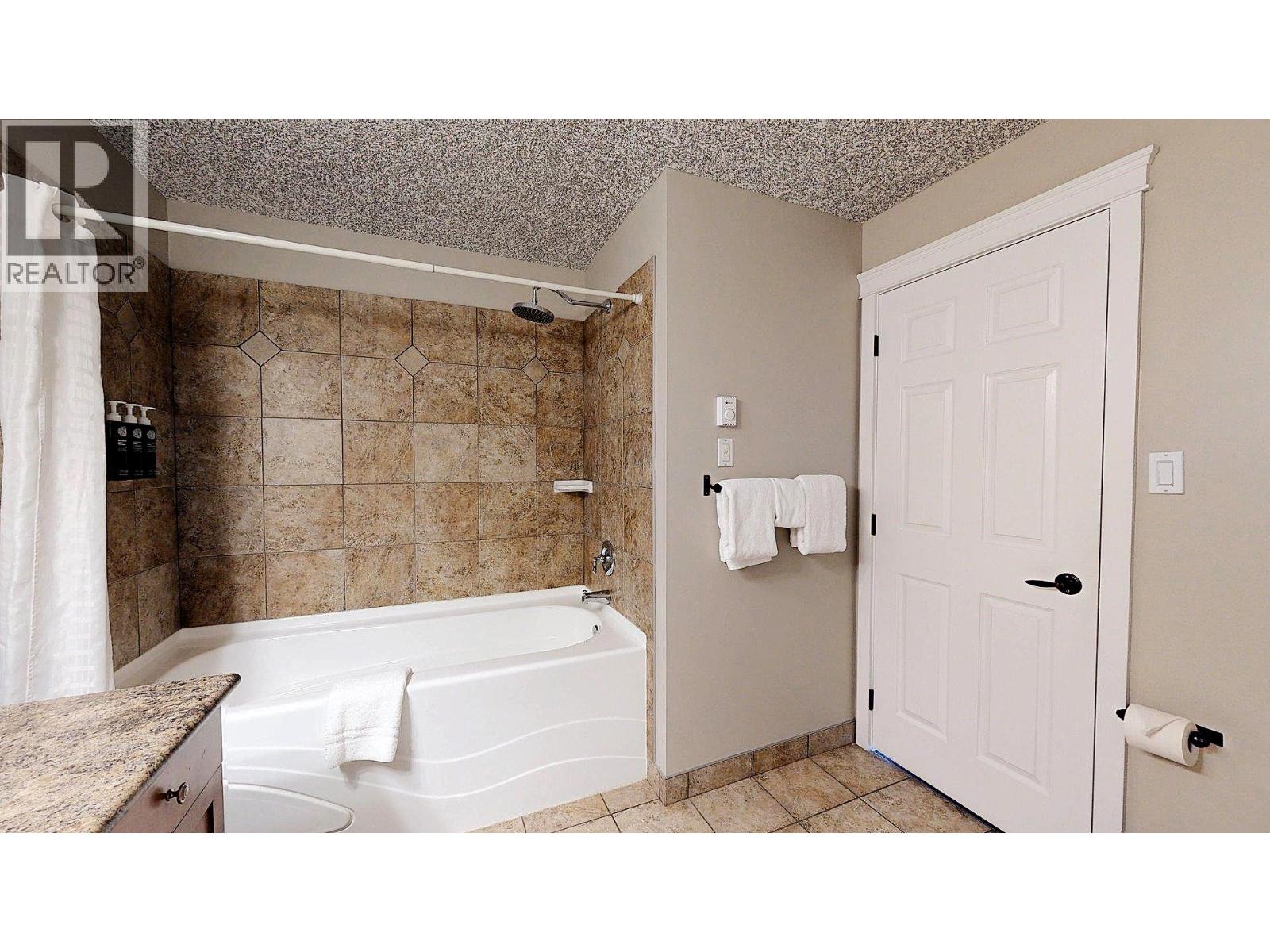 400 Bighorn Boulevard Unit# 413 B, Radium Hot Springs, British Columbia  V0A 1M0 - Photo 59 - 10383091