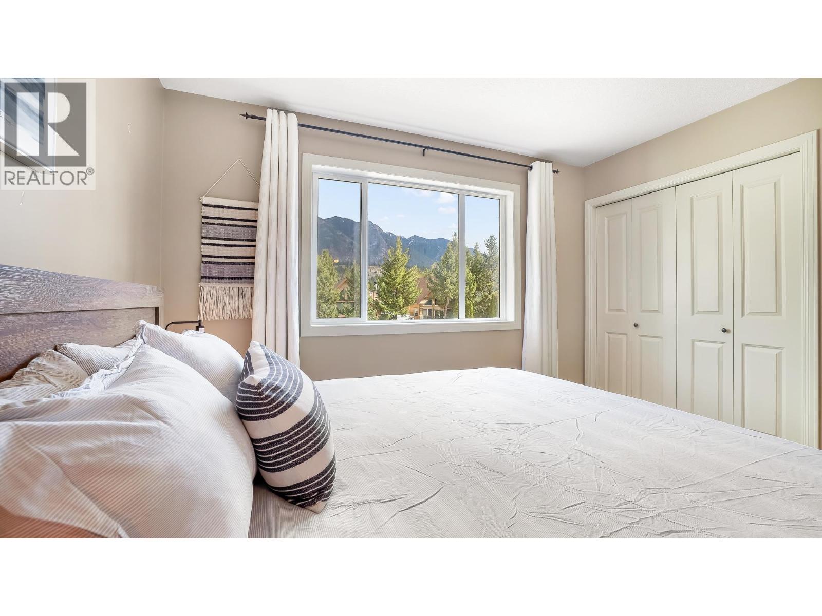 7491 Pine Cone Lane, Radium Hot Springs, British Columbia  V0A 1M0 - Photo 21 - 10383116