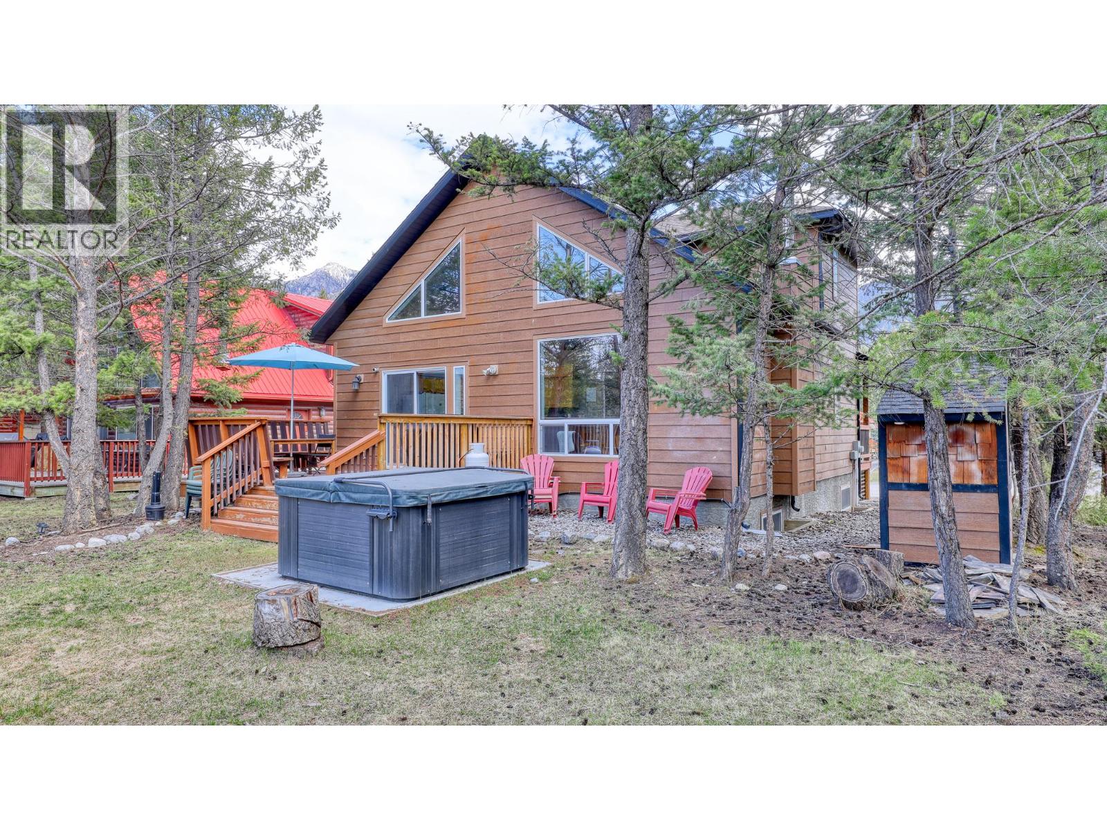 7491 Pine Cone Lane, Radium Hot Springs, British Columbia  V0A 1M0 - Photo 32 - 10383116