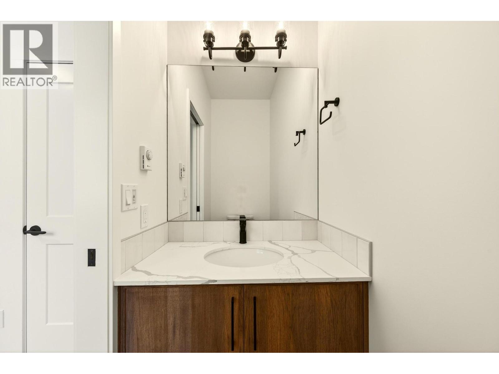 1444 Granite Drive Unit# 2, Golden, British Columbia  V0A 1H0 - Photo 48 - 10383290