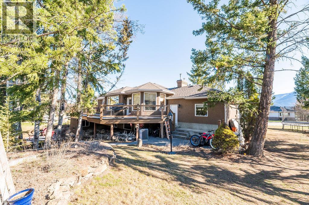1002 Westridge Drive, Invermere, British Columbia  V0A 1K4 - Photo 7 - 10382927