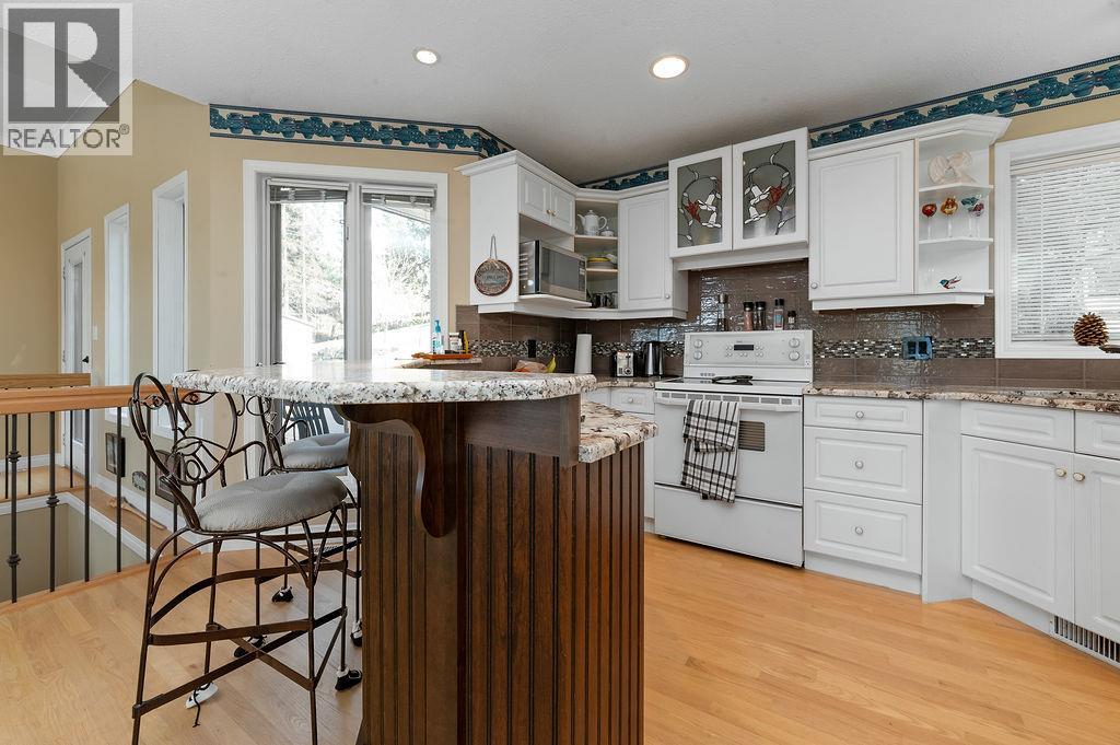 1626 Swansea Road, Windermere, British Columbia  V0A 1K3 - Photo 19 - 10383199