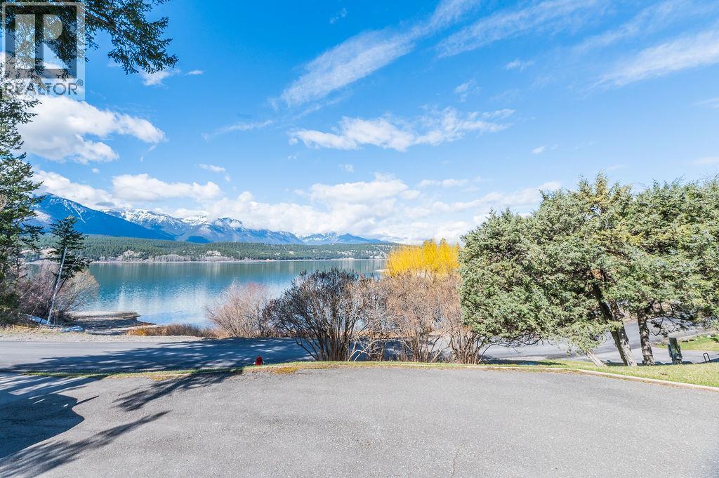 1626 Swansea Road, Windermere, British Columbia  V0A 1K3 - Photo 3 - 10383199