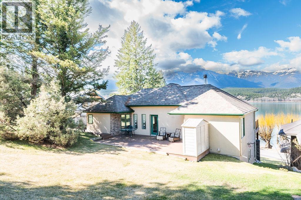 1626 Swansea Road, Windermere, British Columbia  V0A 1K3 - Photo 9 - 10383199