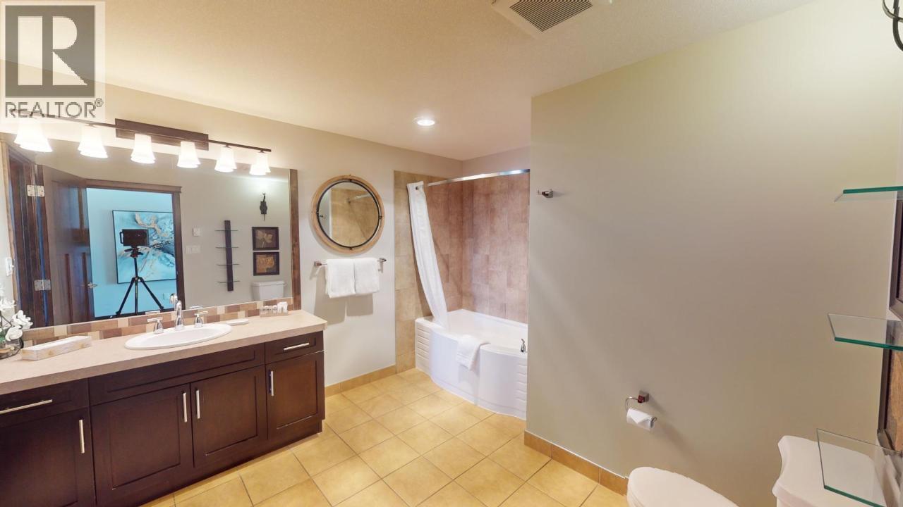 800 Bighorn Boulevard Unit# 813 B, Radium Hot Springs, British Columbia  V0A 1M0 - Photo 43 - 10383220