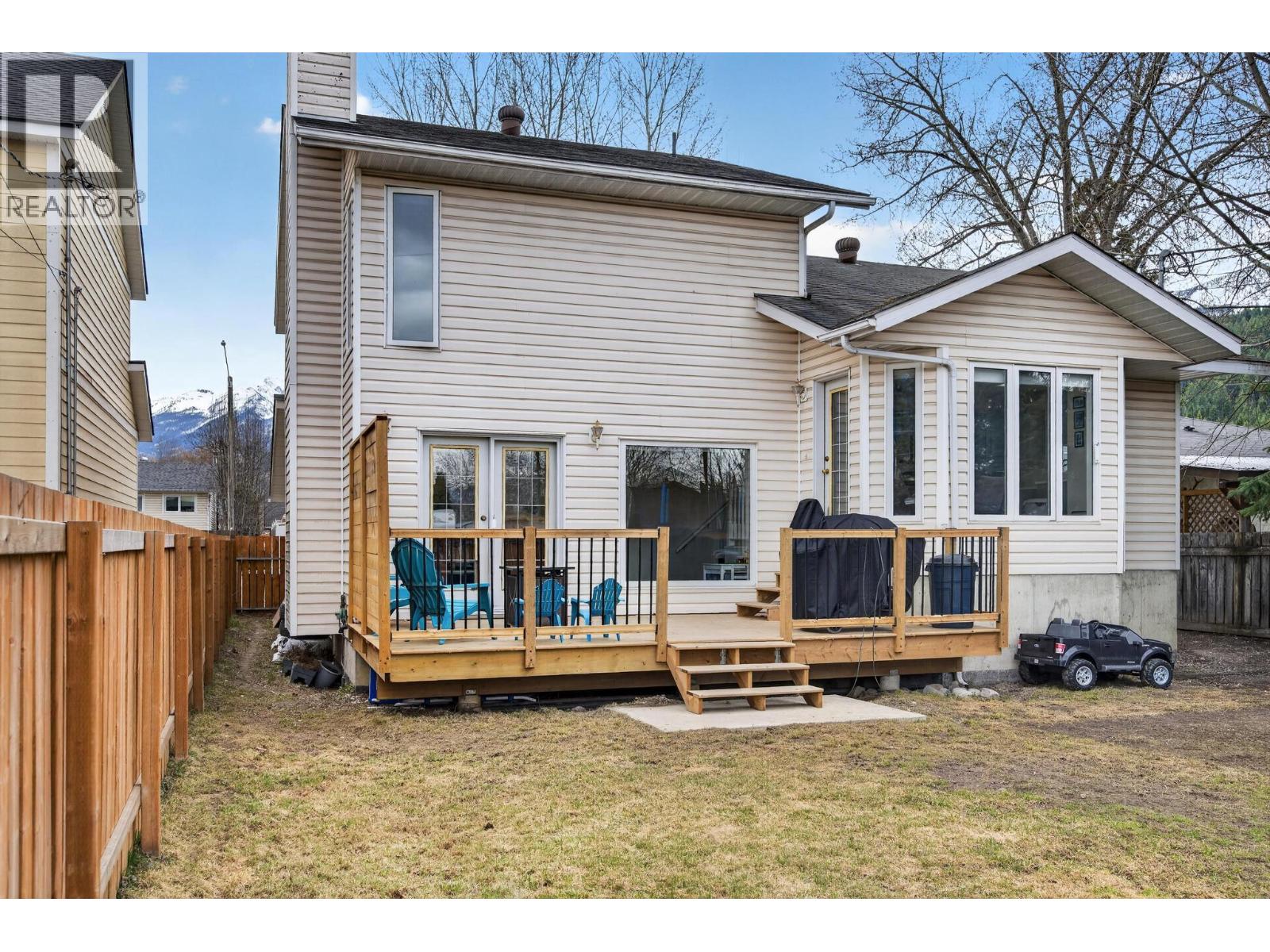 511 10th  S Street, Golden, British Columbia  V0A 1H0 - Photo 76 - 10383609