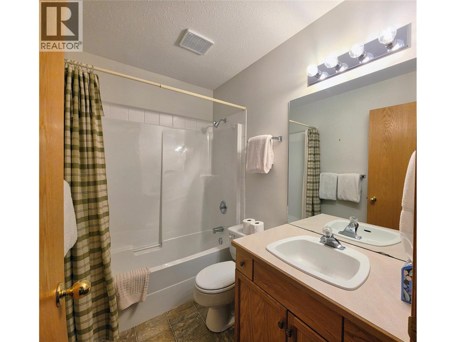 7595 Pioneer Avenue Unit# 8, Radium Hot Springs, British Columbia  V0A 1M0 - Photo 15 - 10383276