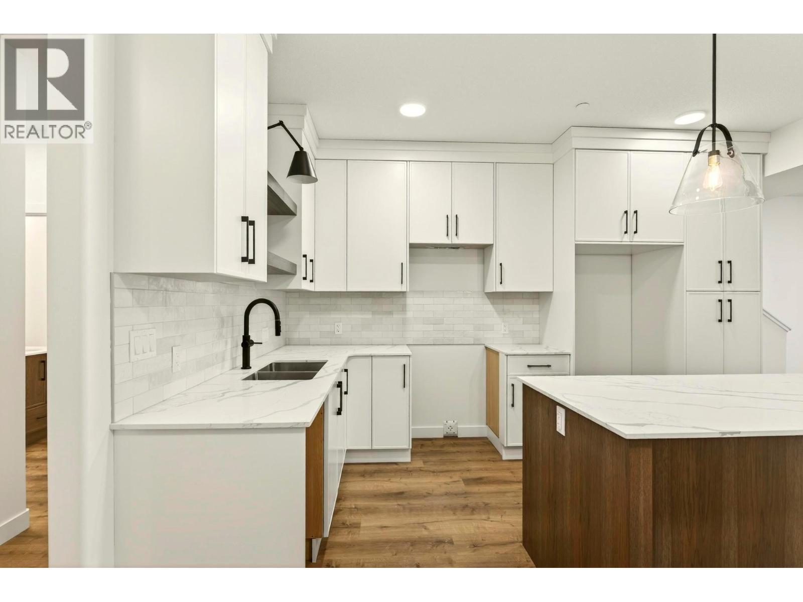 1444 Granite Drive Unit# 3, Golden, British Columbia  V0A 1H0 - Photo 61 - 10383468