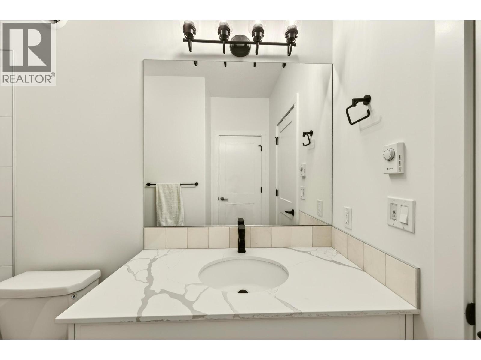 1444 Granite Drive Unit# 4, Golden, British Columbia  V0A 1H0 - Photo 45 - 10383389