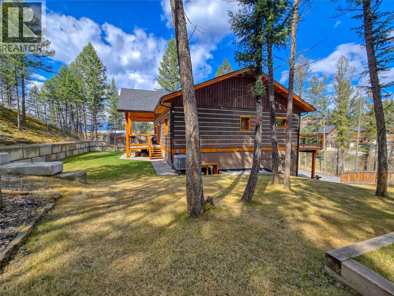 983 Swansea Road, Invermere, British Columbia  V0A 1K3 - Photo 11 - 10383264