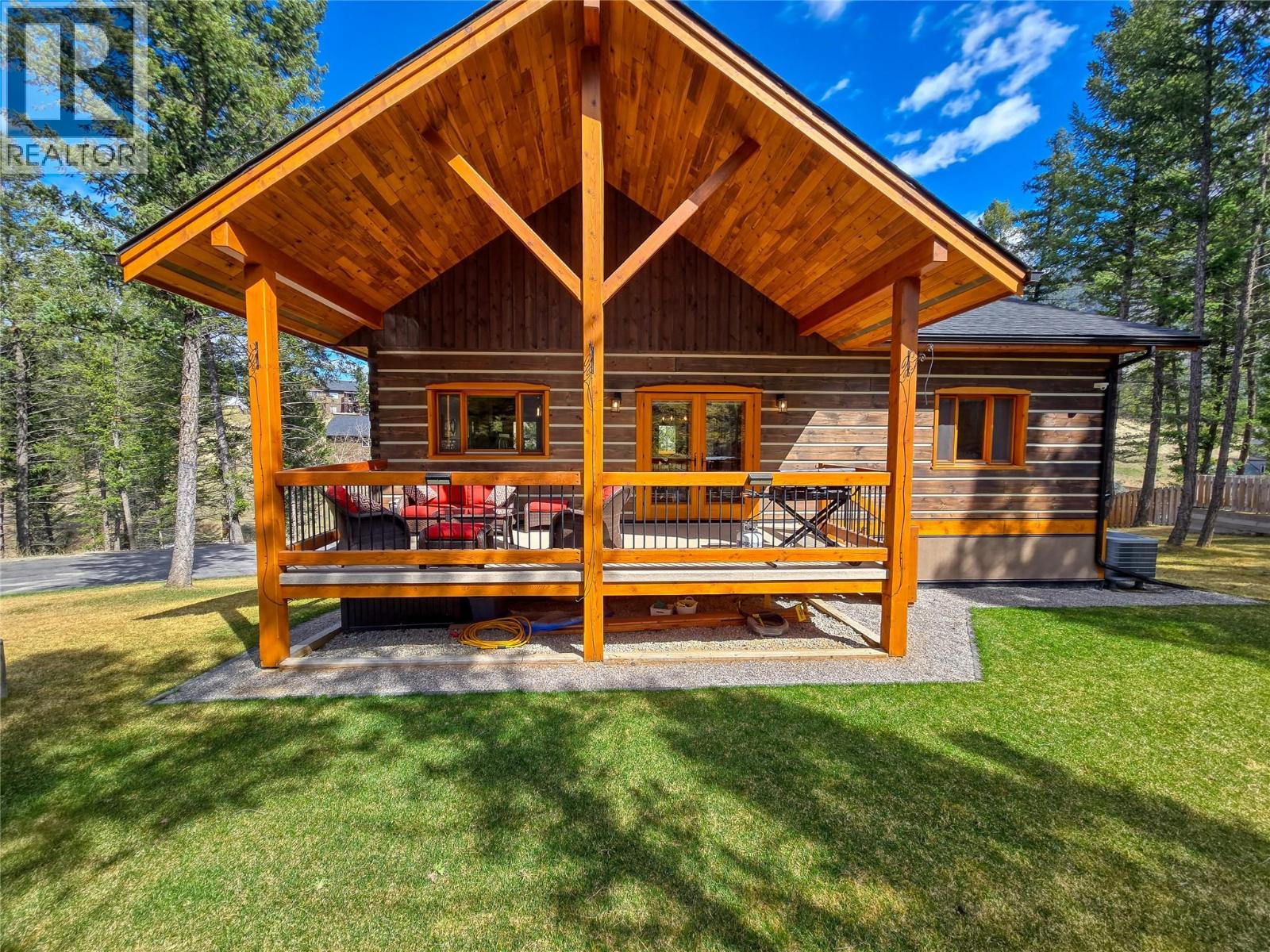 983 Swansea Road, Invermere, British Columbia  V0A 1K3 - Photo 16 - 10383264