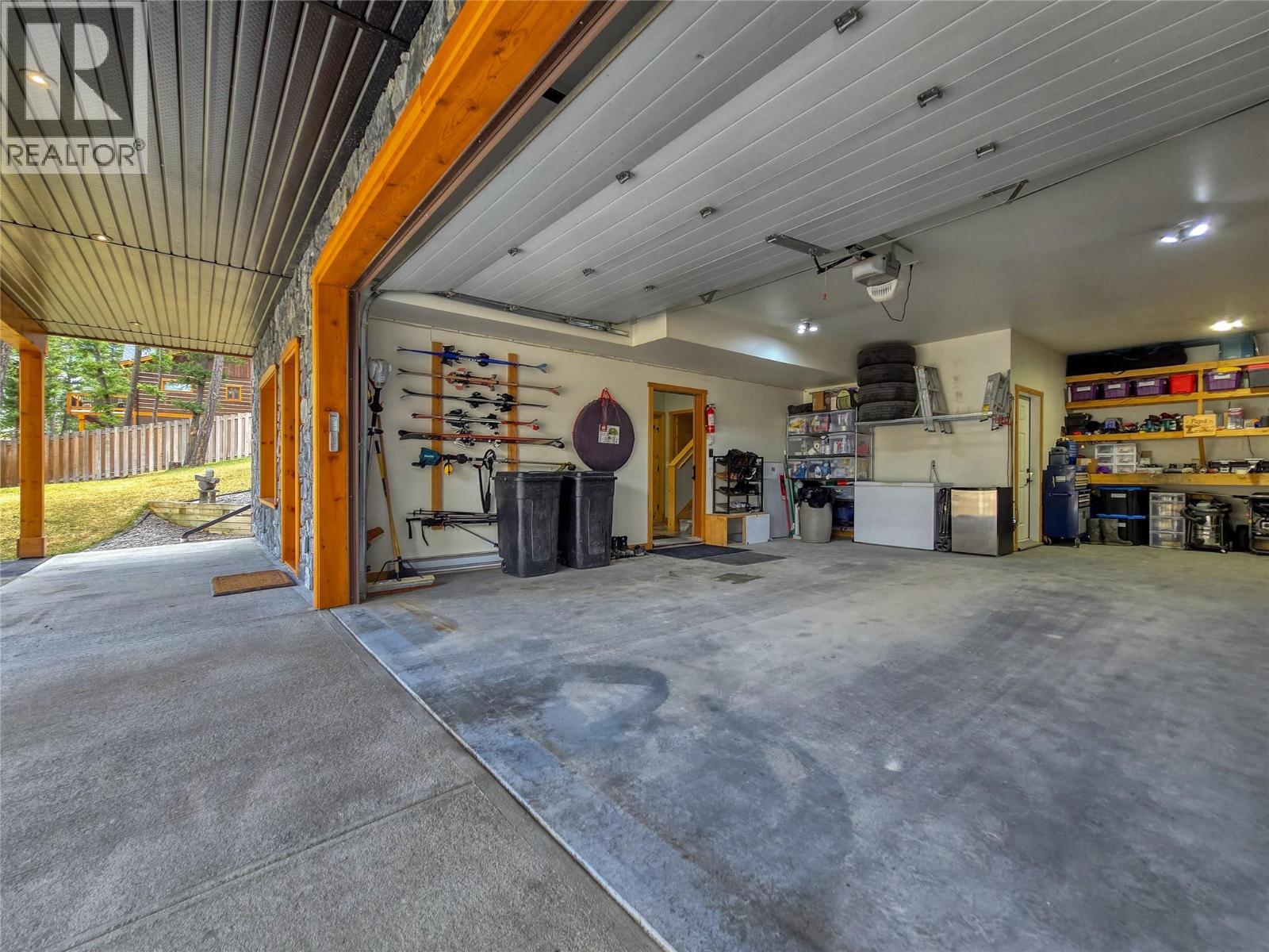 983 Swansea Road, Invermere, British Columbia  V0A 1K3 - Photo 20 - 10383264