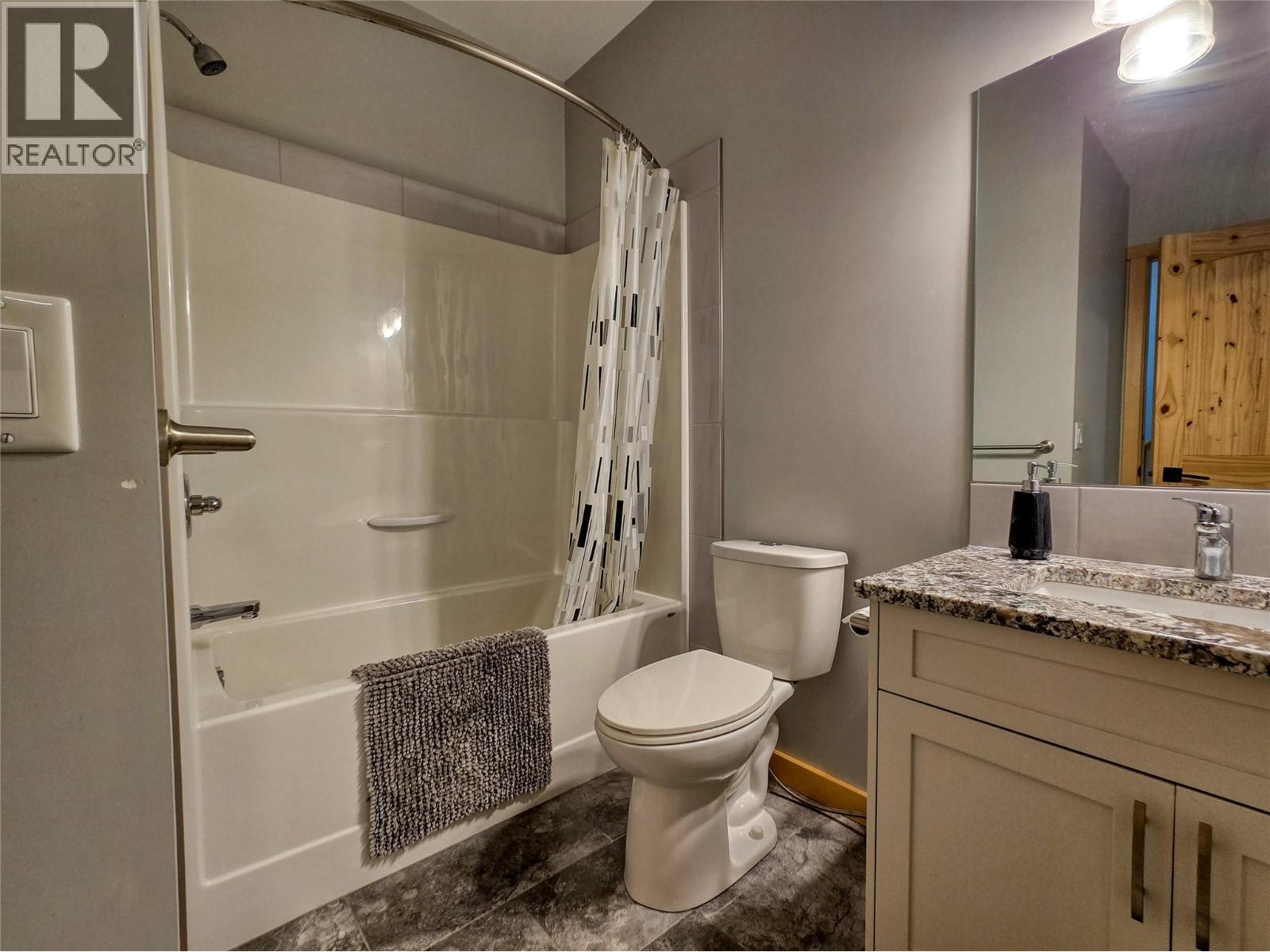 983 Swansea Road, Invermere, British Columbia  V0A 1K3 - Photo 29 - 10383264