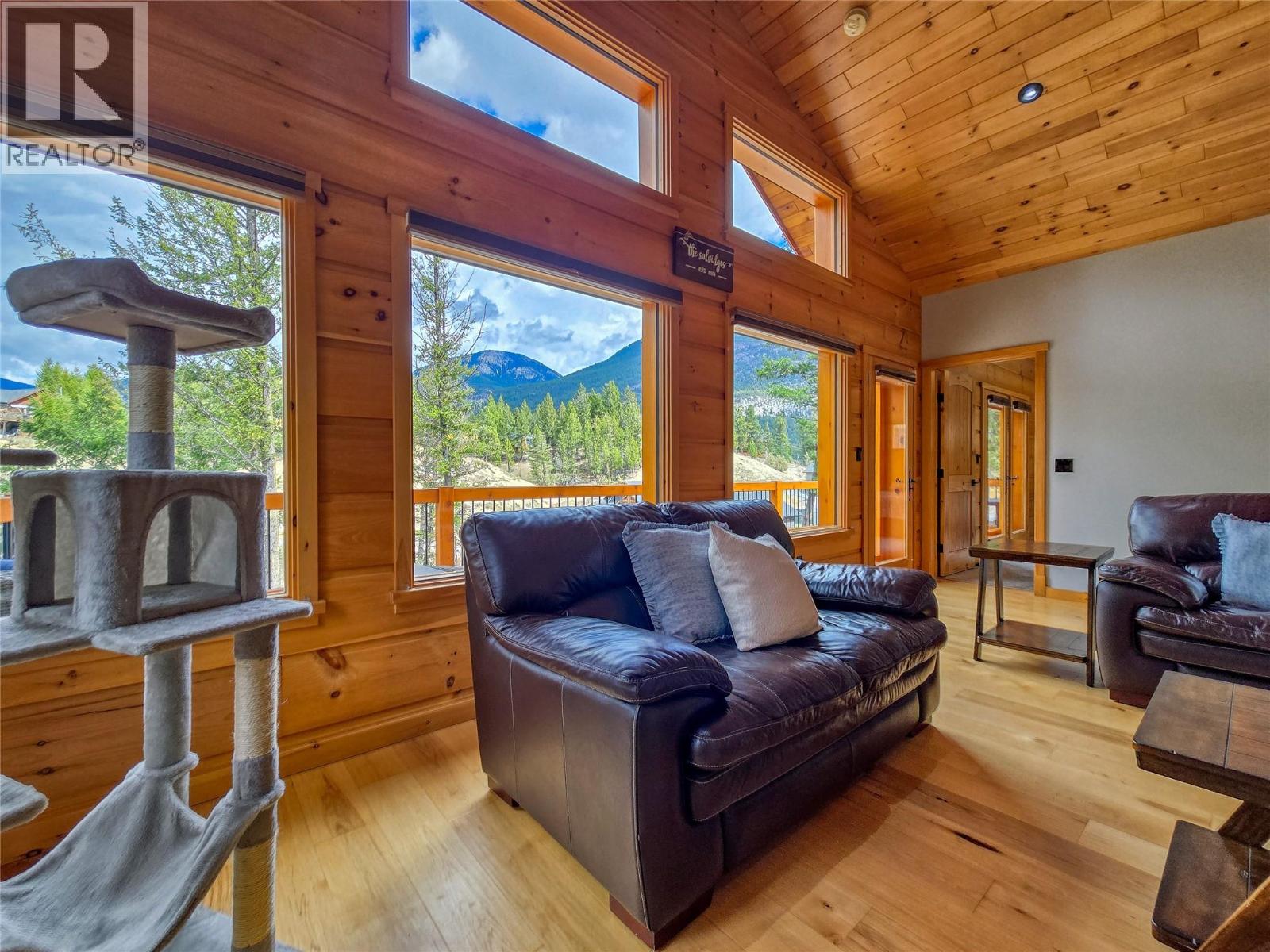 983 Swansea Road, Invermere, British Columbia  V0A 1K3 - Photo 35 - 10383264