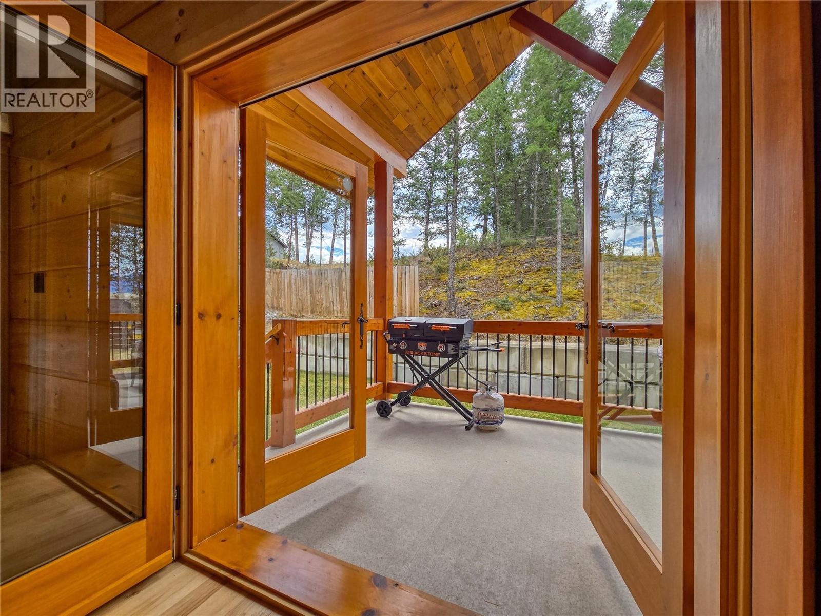 983 Swansea Road, Invermere, British Columbia  V0A 1K3 - Photo 47 - 10383264