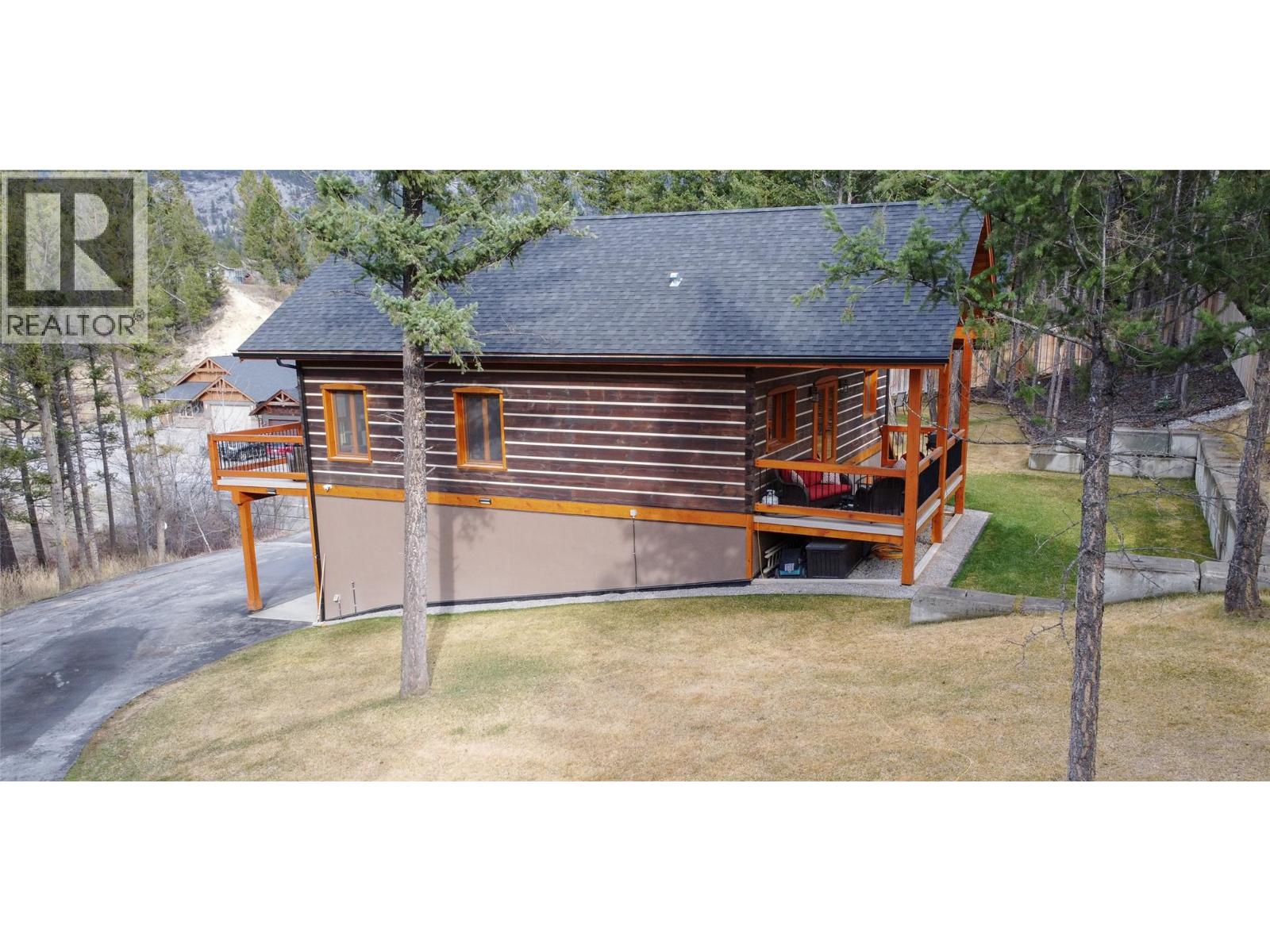 983 Swansea Road, Invermere, British Columbia  V0A 1K3 - Photo 64 - 10383264