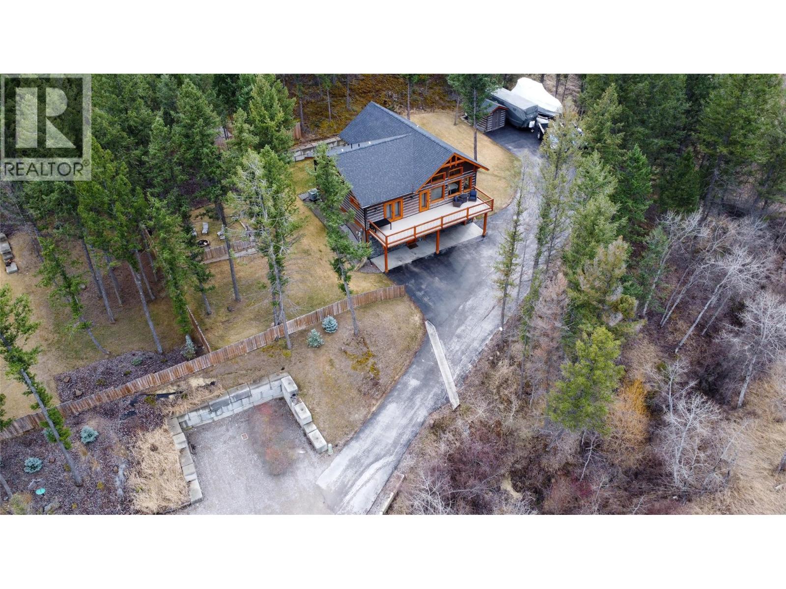 983 Swansea Road, Invermere, British Columbia  V0A 1K3 - Photo 7 - 10383264