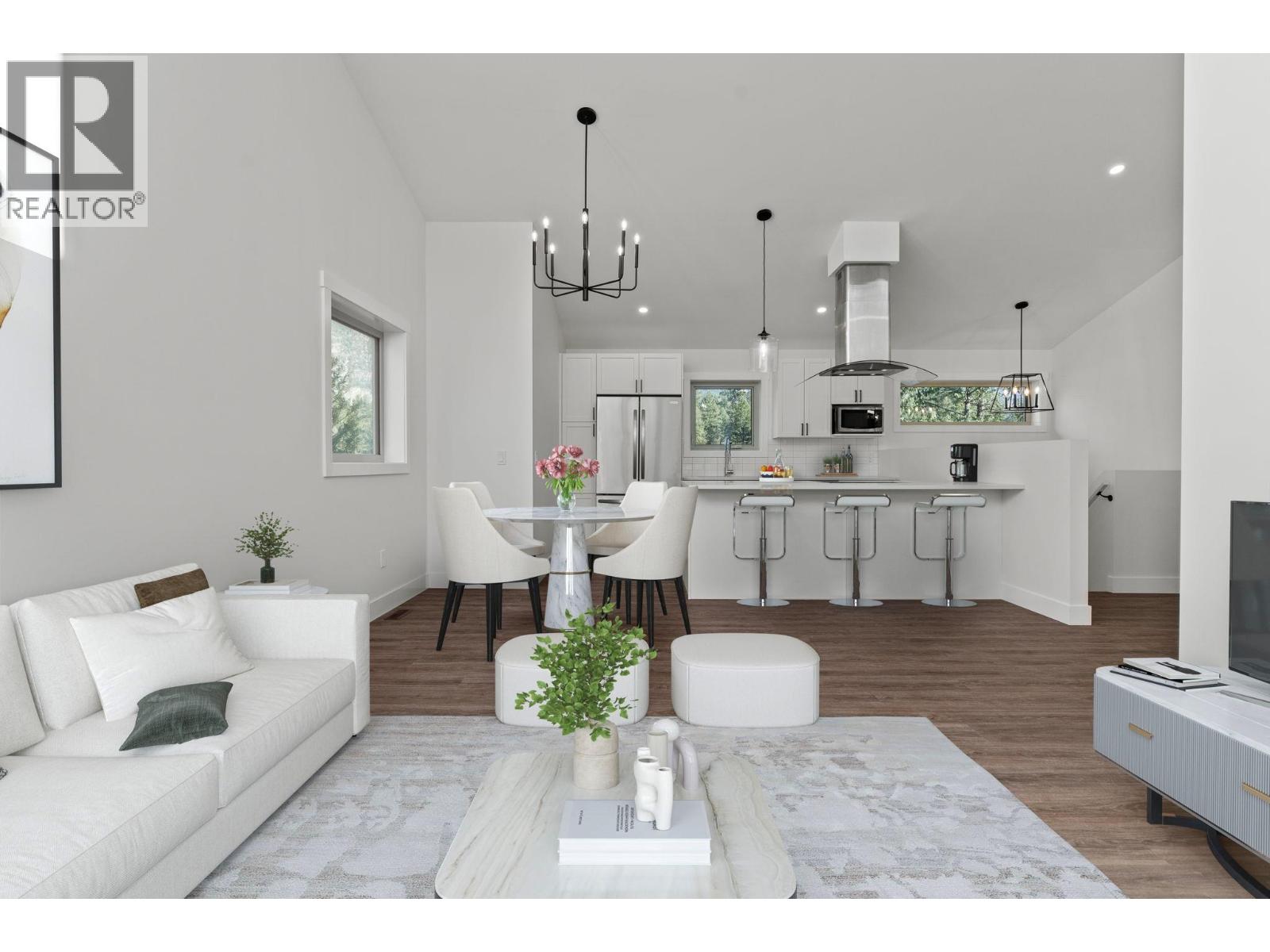 4926 Timber Ridge Road Unit# 51, Windermere, British Columbia