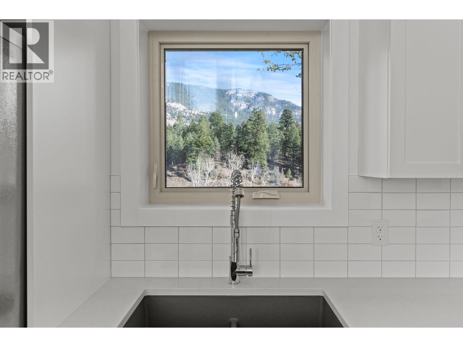 4926 Timber Ridge Road Unit# 51, Windermere, British Columbia  V0A 1H0 - Photo 12 - 10381763