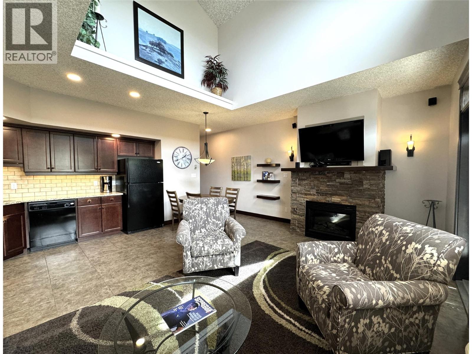 500 BIGHORN Boulevard Unit# 533B, Radium Hot Springs, British Columbia