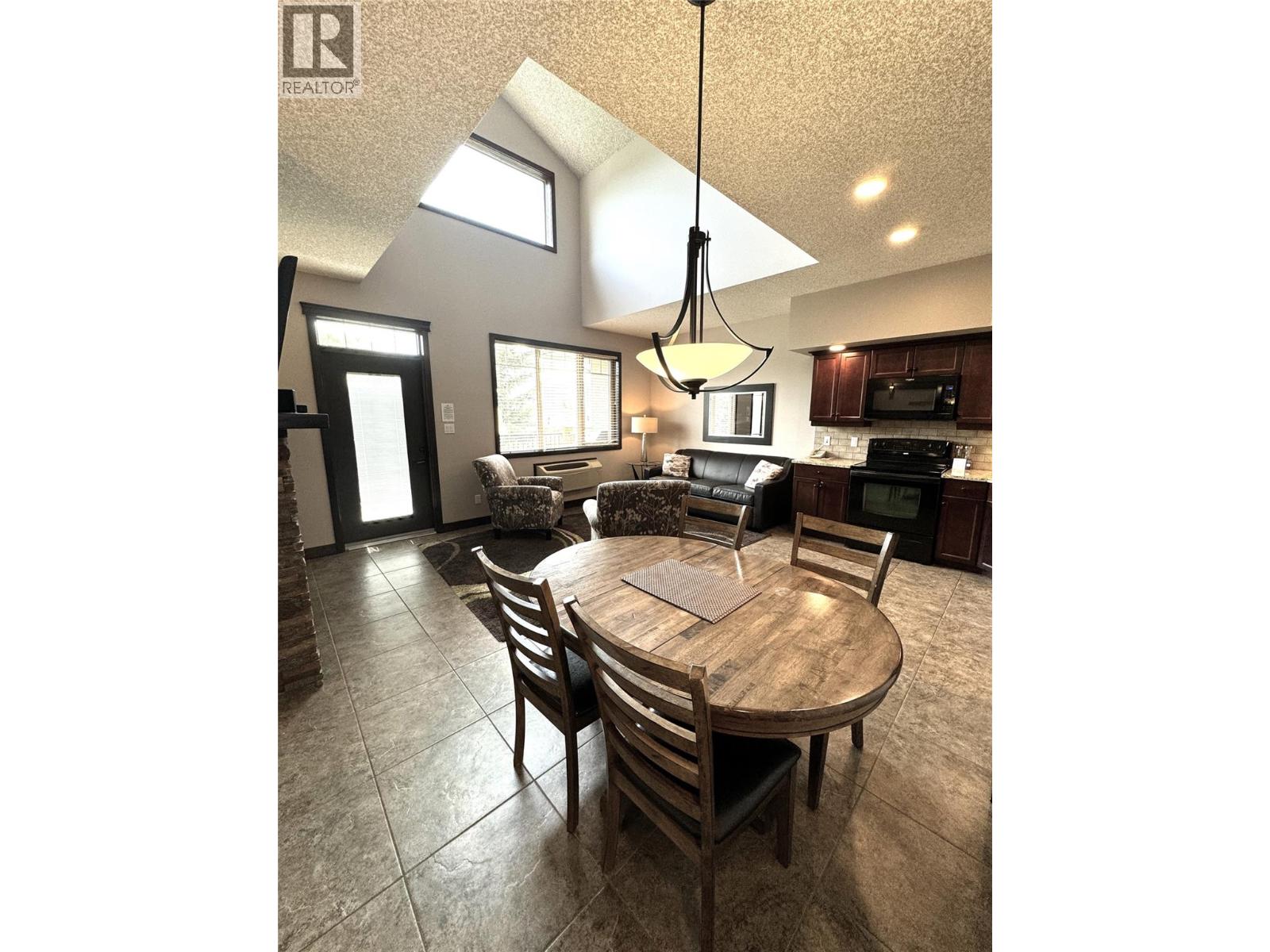 500 Bighorn Boulevard Unit# 533b, Radium Hot Springs, British Columbia  V0A 1M0 - Photo 15 - 10383500