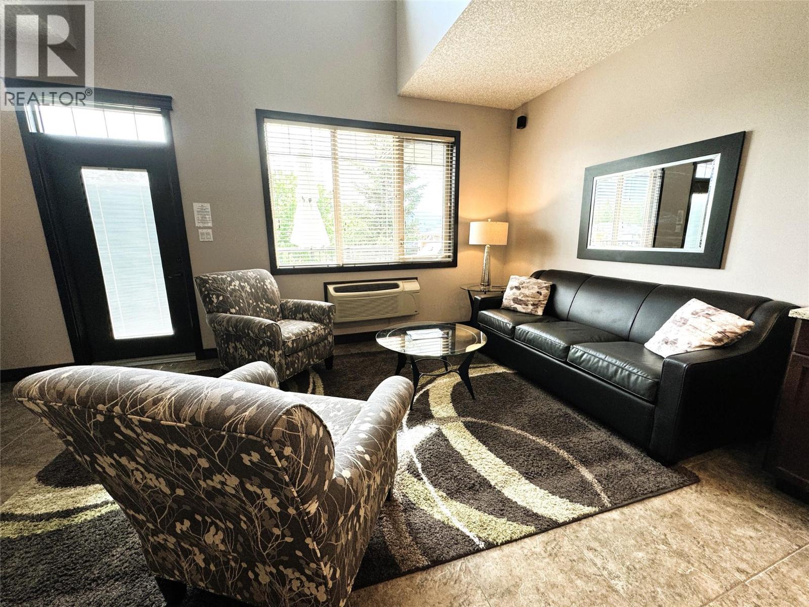 500 Bighorn Boulevard Unit# 533b, Radium Hot Springs, British Columbia  V0A 1M0 - Photo 5 - 10383500