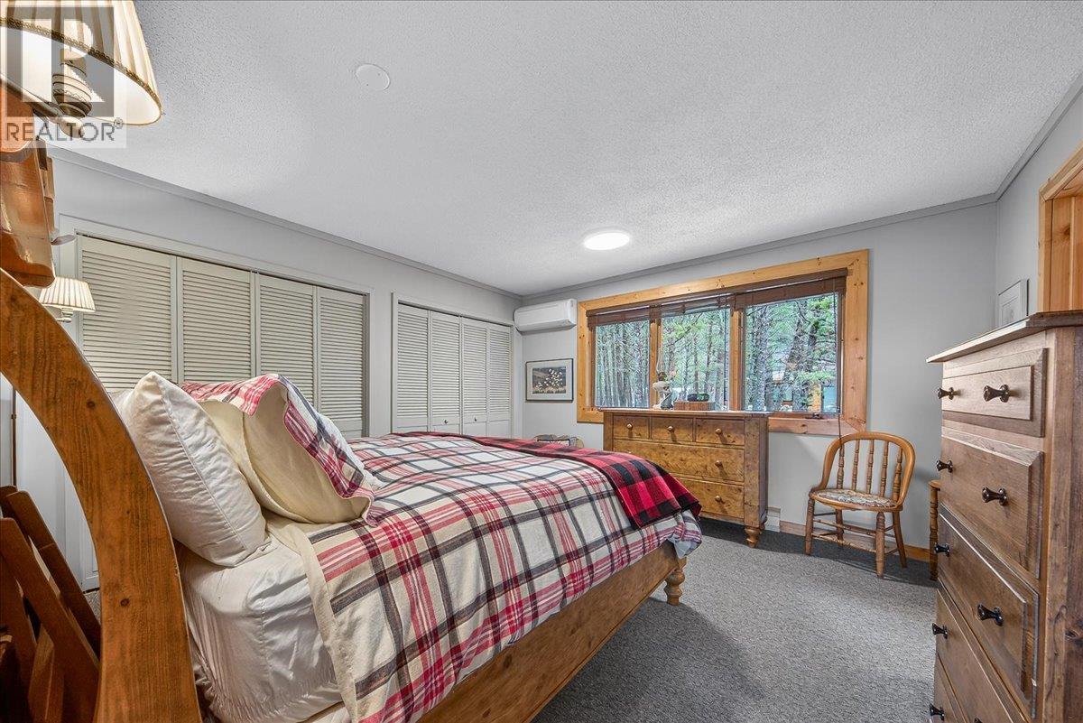 8076 Mcintosh Loop Road, Radium Hot Springs, British Columbia  V0A 1M0 - Photo 18 - 10384010