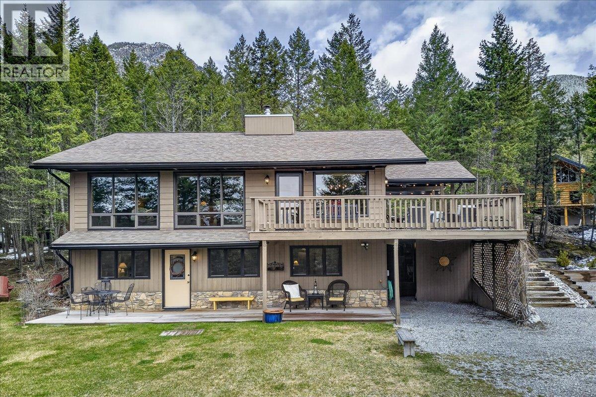 8076 Mcintosh Loop Road, Radium Hot Springs, British Columbia  V0A 1M0 - Photo 51 - 10384010