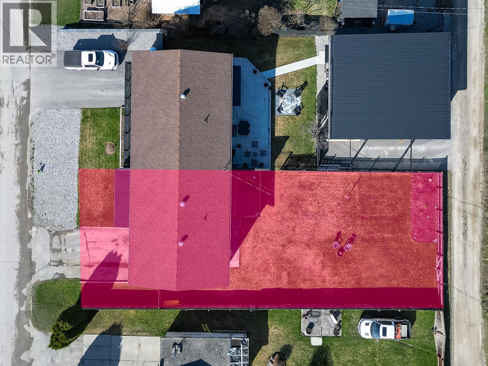 805 13th Street, Golden, British Columbia  V0A 1H0 - Photo 29 - 10384109