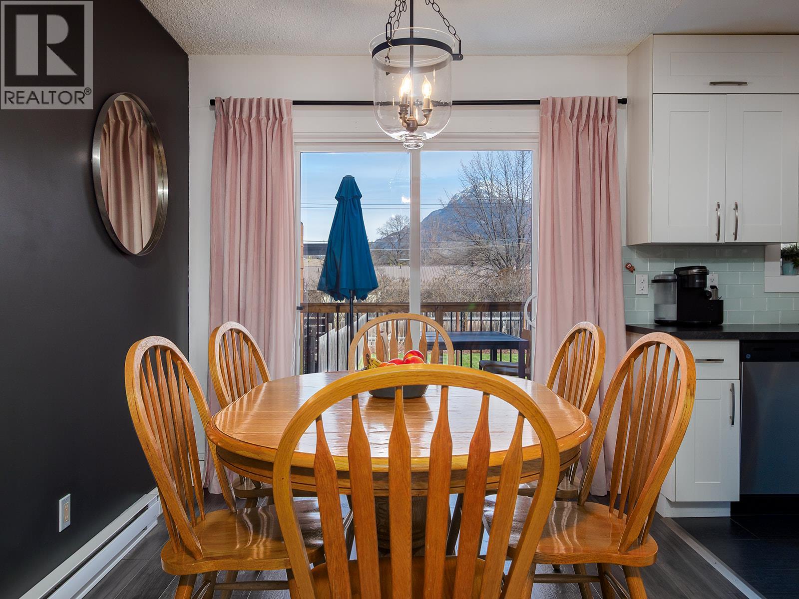 805 13th Street, Golden, British Columbia  V0A 1H0 - Photo 7 - 10384109