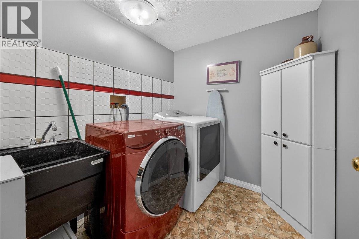 1706 15th Avenue, Invermere, British Columbia  V0A 1K0 - Photo 40 - 10384123