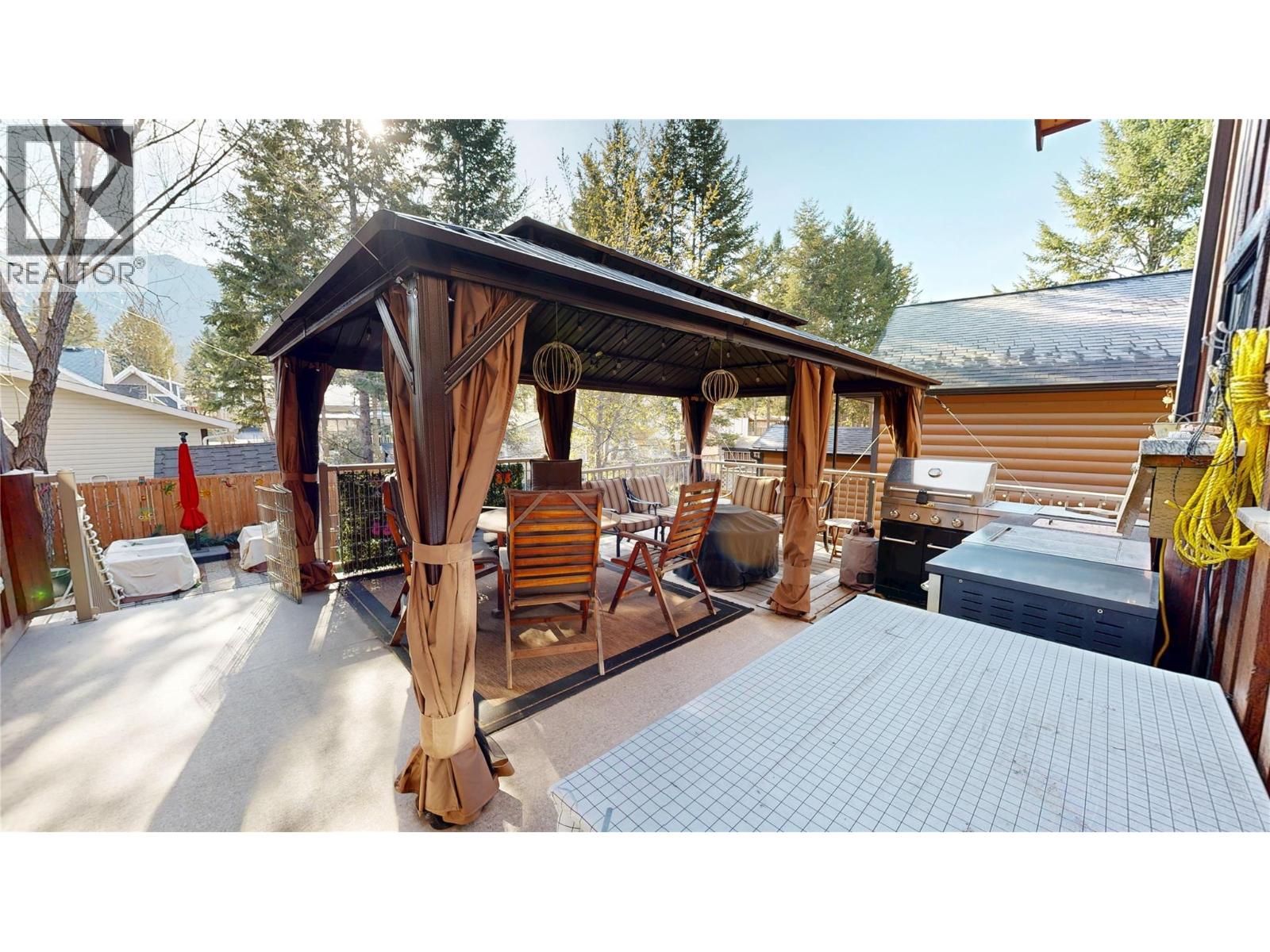 7500 Pine Cone Lane, Radium Hot Springs, British Columbia  V0A 1M0 - Photo 29 - 10384145