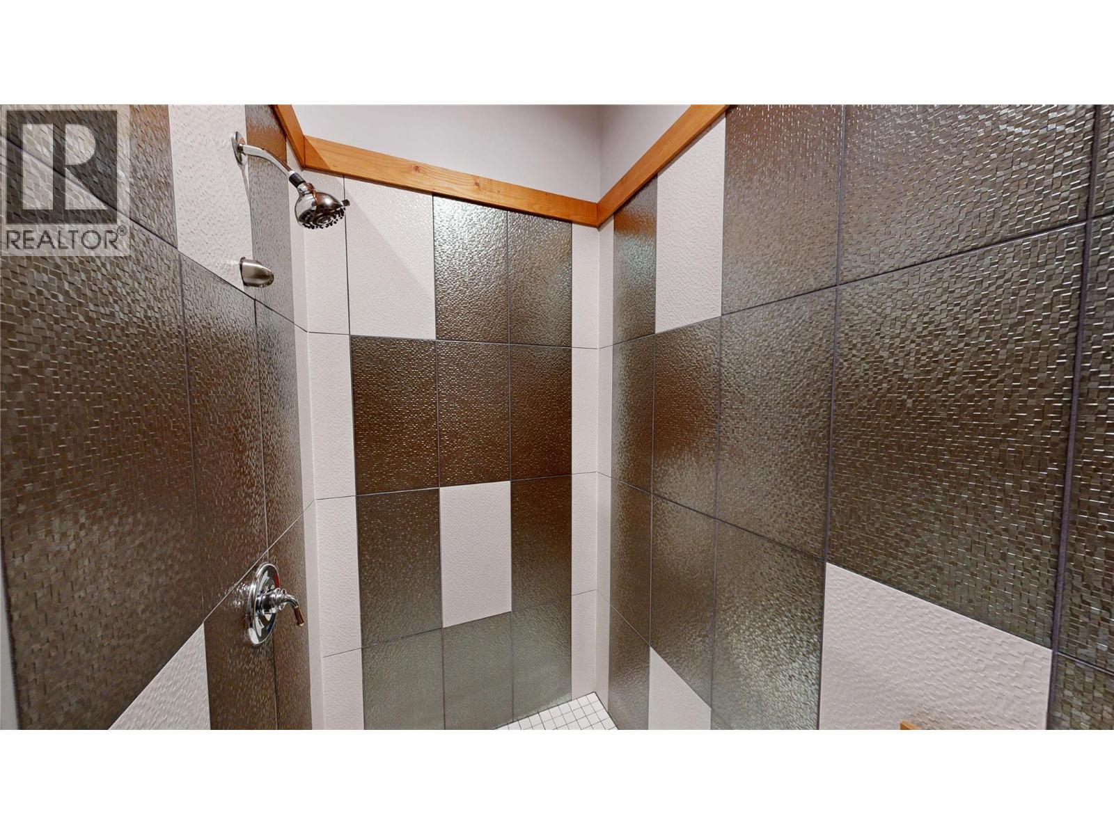 7500 Pine Cone Lane, Radium Hot Springs, British Columbia  V0A 1M0 - Photo 54 - 10384145