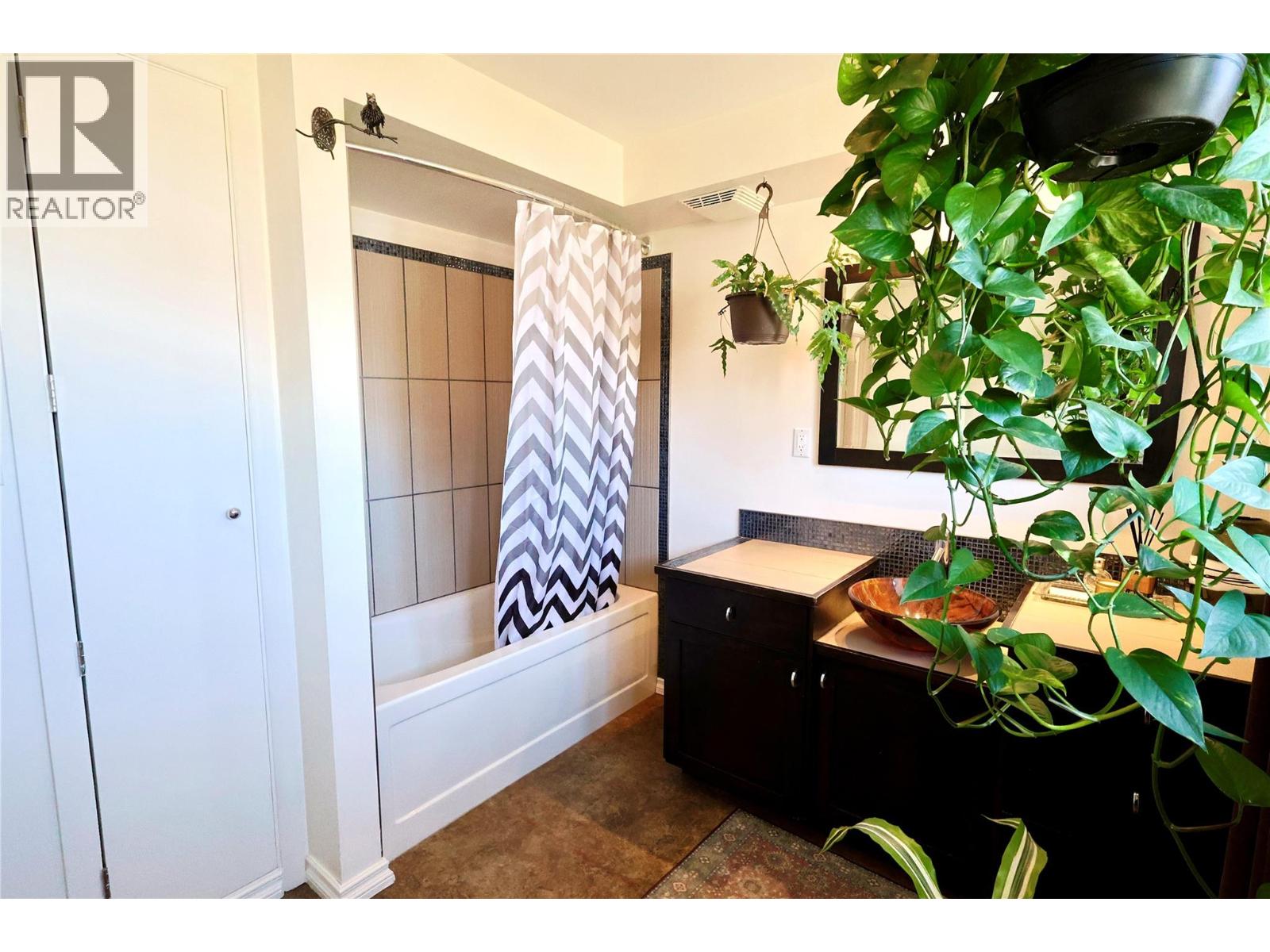 605 8th Street, Golden, British Columbia  V0A 1H0 - Photo 19 - 10384158