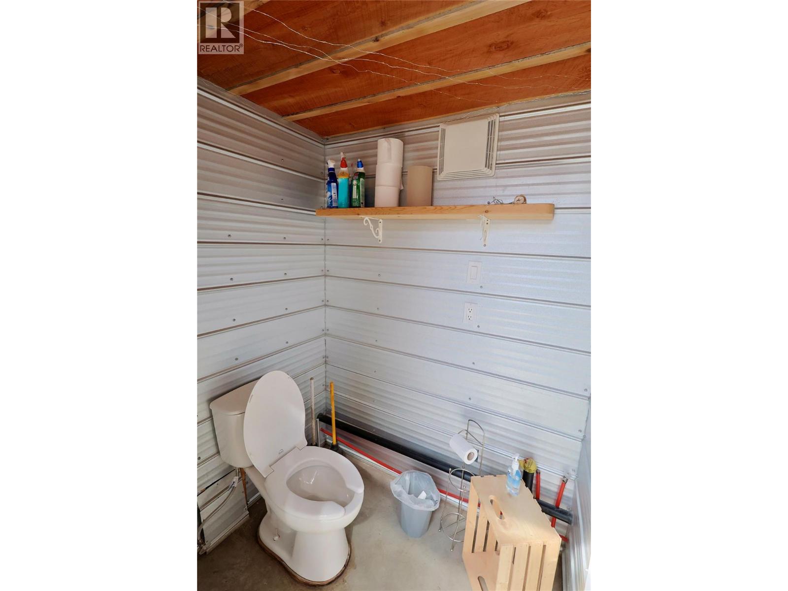 605 8th Street, Golden, British Columbia  V0A 1H0 - Photo 29 - 10384158