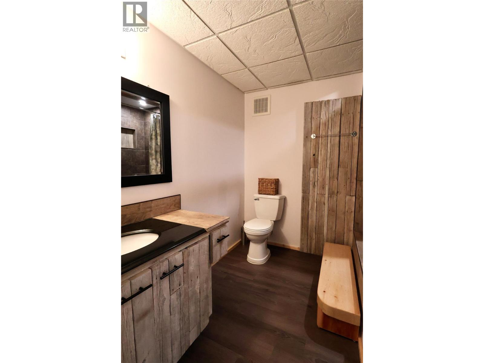 605 8th Street, Golden, British Columbia  V0A 1H0 - Photo 43 - 10384158