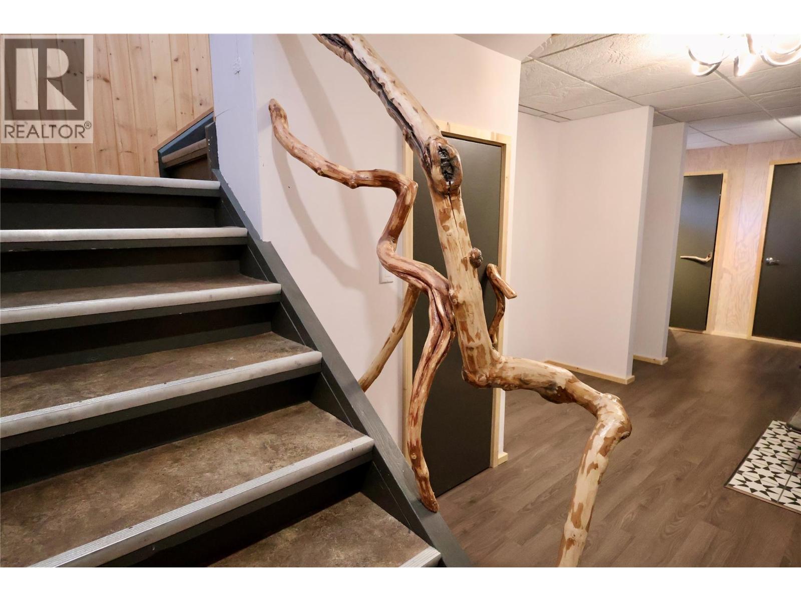 605 8th Street, Golden, British Columbia  V0A 1H0 - Photo 48 - 10384158