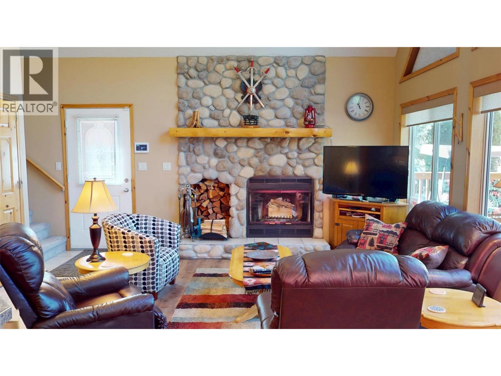 7490 Pine Cone Lane, Radium Hot Springs, British Columbia  V0A 1M0 - Photo 12 - 10384368