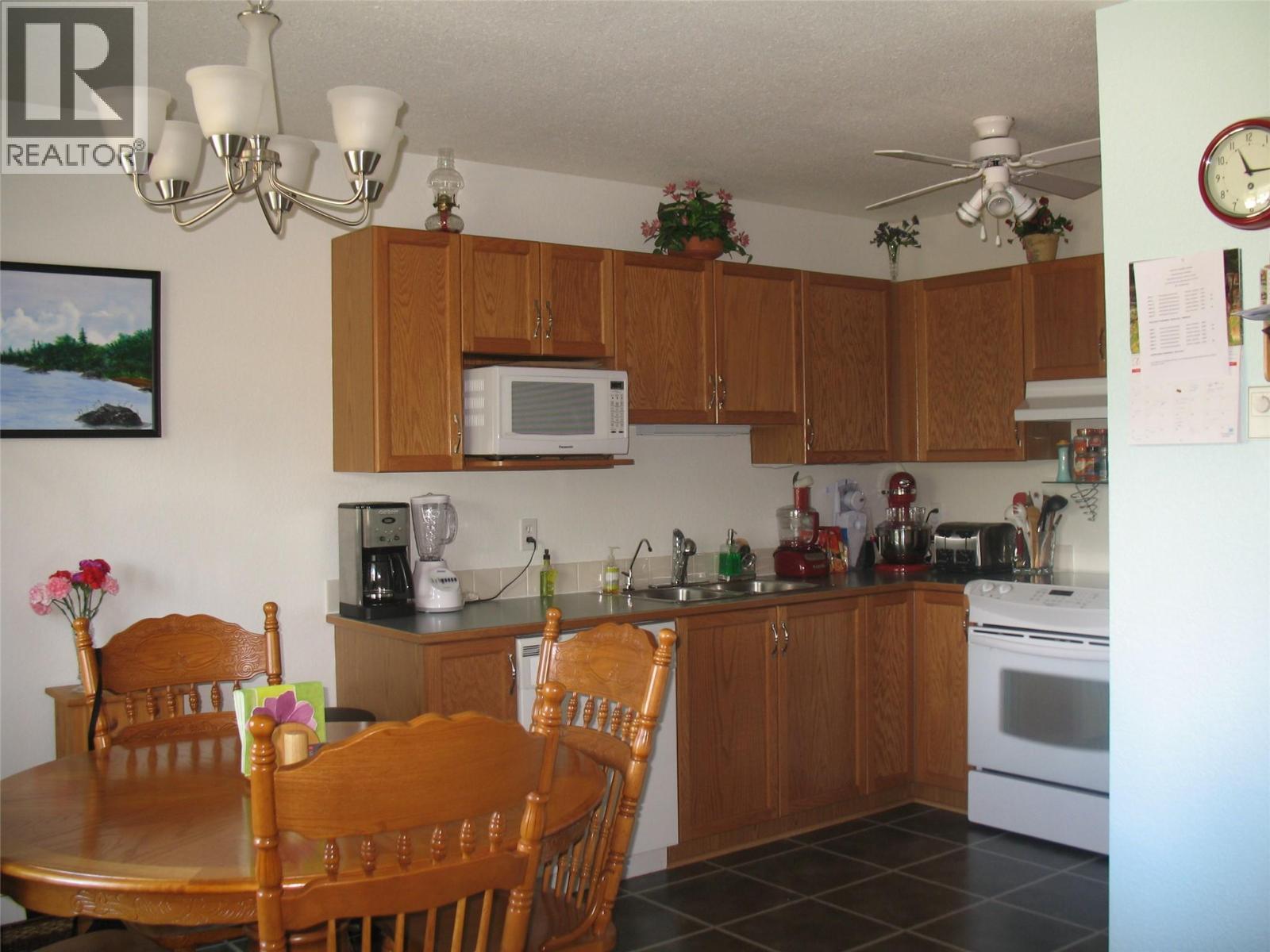 7369 Prospector Avenue Unit# 6, Radium Hot Springs, British Columbia  V0A 1M0 - Photo 18 - 10384203