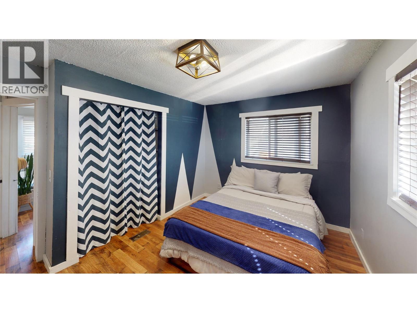 5728 Vermillion Street, Edgewater, British Columbia  V0A 1E0 - Photo 21 - 10384275