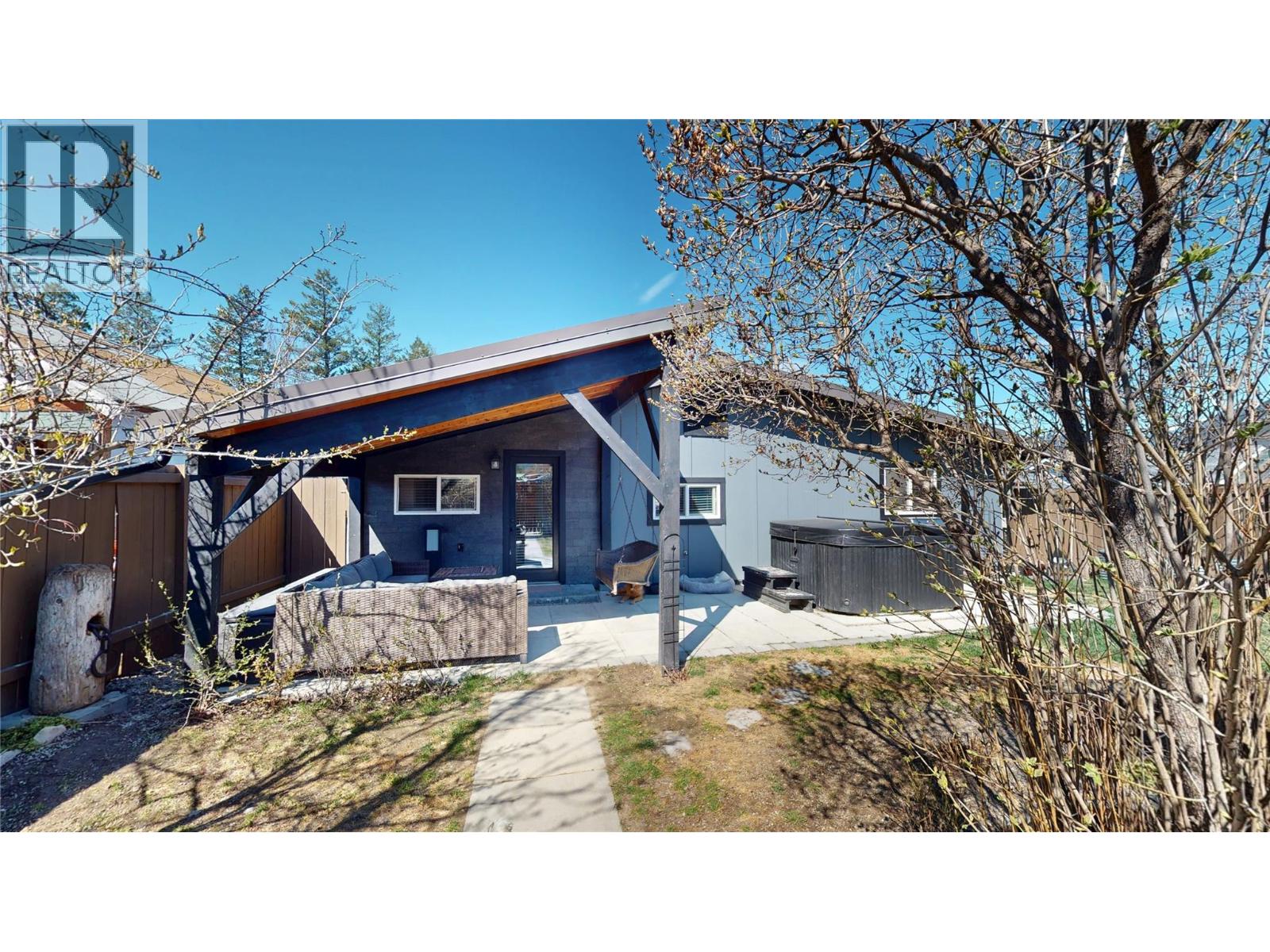 5728 Vermillion Street, Edgewater, British Columbia  V0A 1E0 - Photo 27 - 10384275