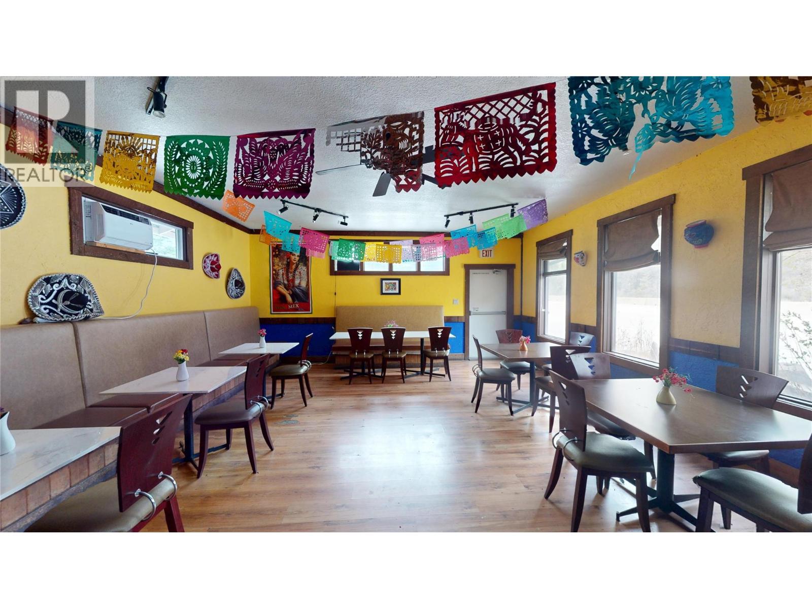 5388 93/95 Highway, Fairmont Hot Springs, British Columbia  V0A 1K4 - Photo 25 - 10384032