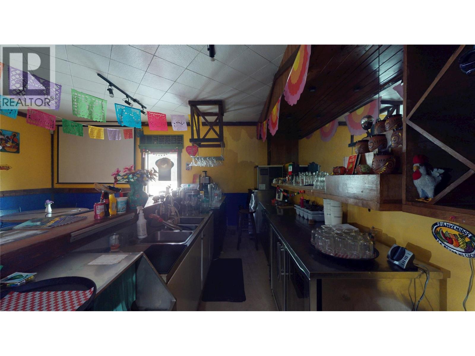 5388 93/95 Highway, Fairmont Hot Springs, British Columbia  V0A 1K4 - Photo 29 - 10384032