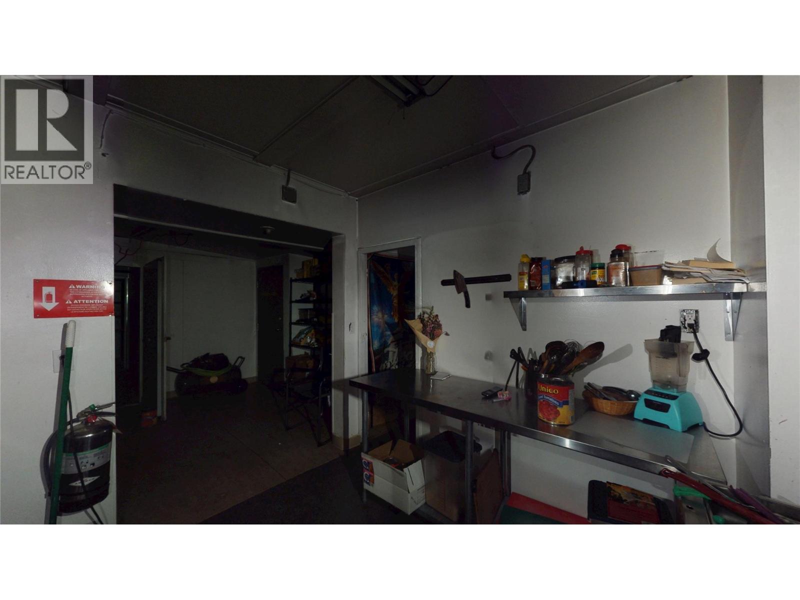 5388 93/95 Highway, Fairmont Hot Springs, British Columbia  V0A 1K4 - Photo 33 - 10384032