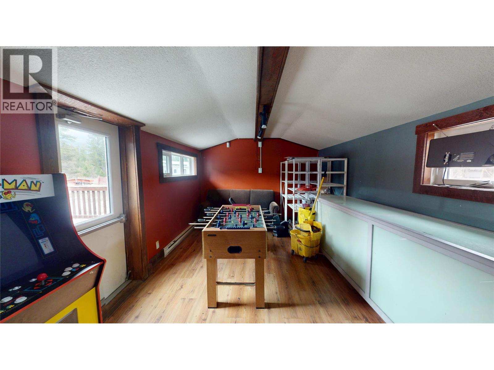 5388 93/95 Highway, Fairmont Hot Springs, British Columbia  V0A 1K4 - Photo 37 - 10384032